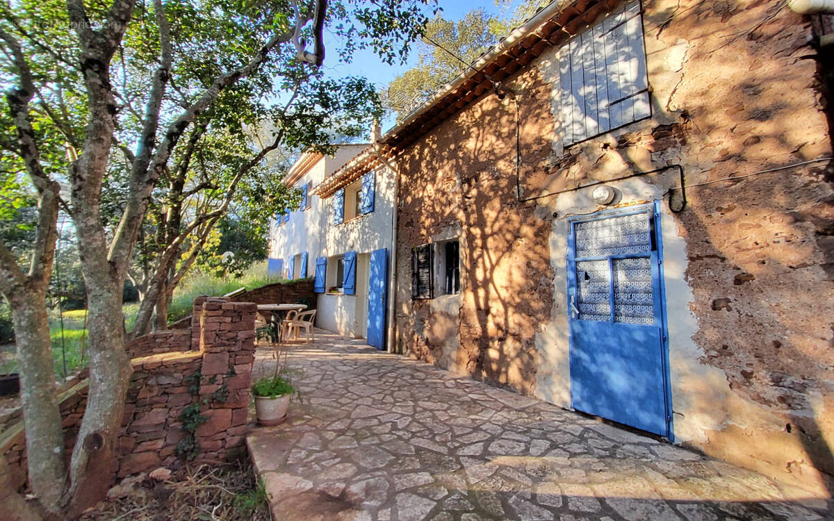 Maison à CUERS