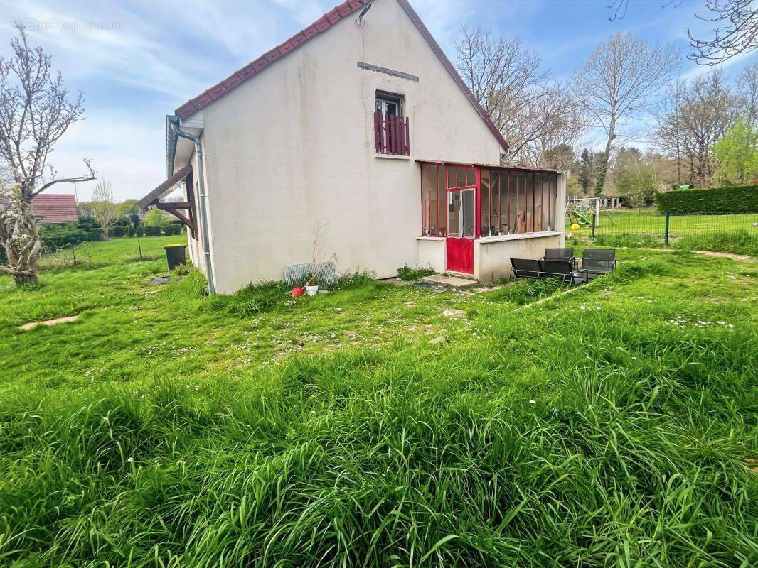 Maison à CHATRES-SUR-CHER