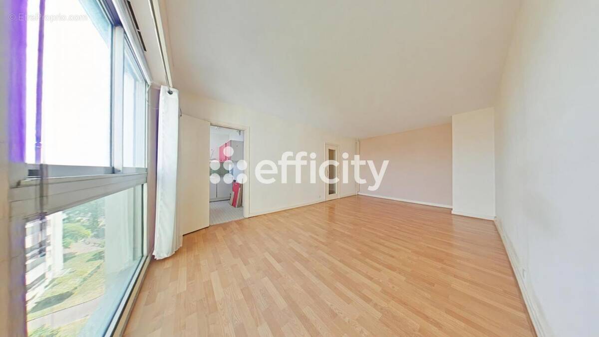 Appartement à CHEVILLY-LARUE