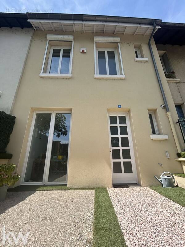 Maison à VILLEURBANNE