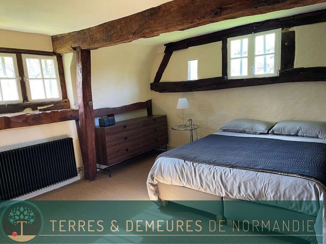 Maison à PONT-L&#039;EVEQUE