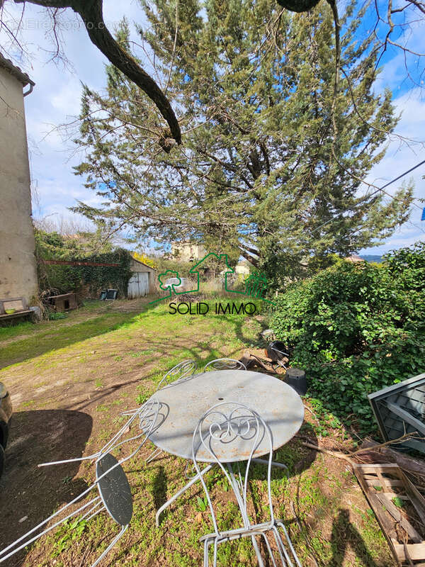 Maison à VINEZAC