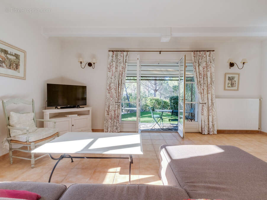 Maison à LA MOTTE