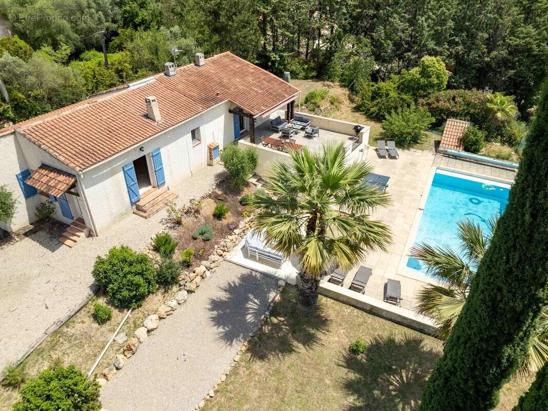 Maison à LORGUES