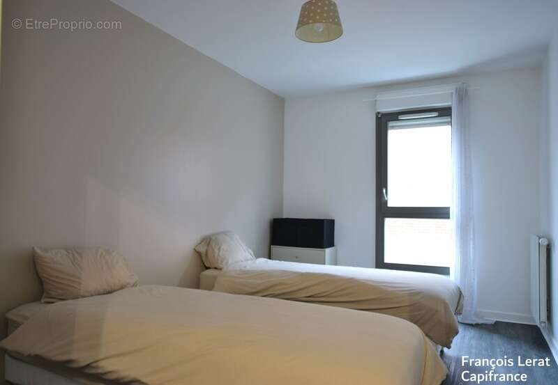 Appartement à L&#039;ILE-SAINT-DENIS