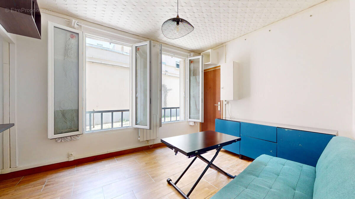 Appartement à PARIS-19E