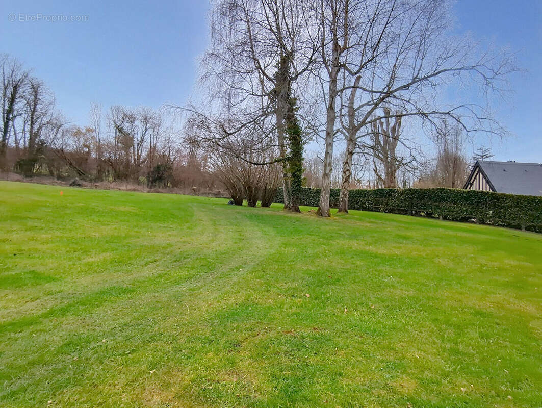 Terrain à HOULGATE