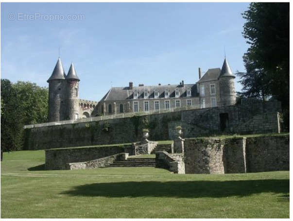 Commerce à BRUYERES-LE-CHATEL