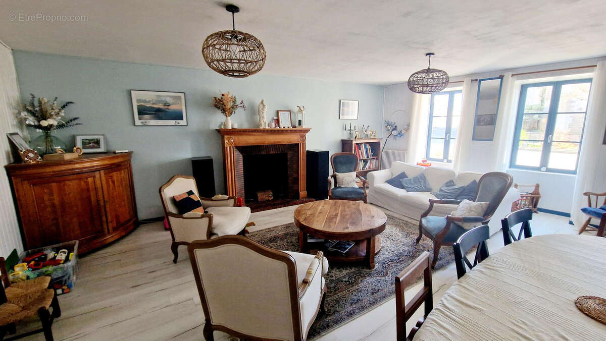 Maison à PAULX