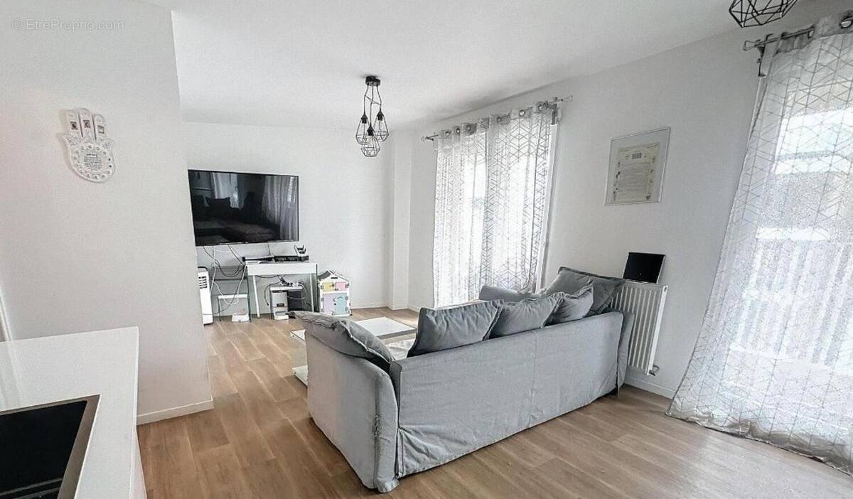 Photo 1 - Appartement à NOISY-LE-SEC