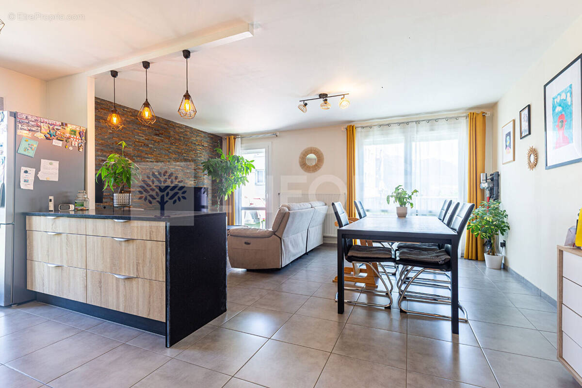Appartement à ANNECY-LE-VIEUX