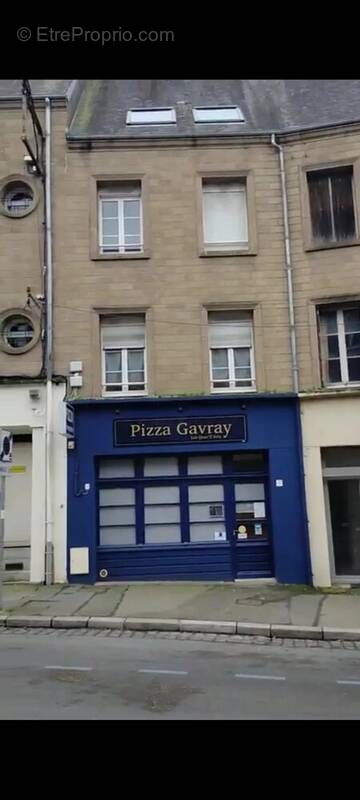 Commerce à GAVRAY