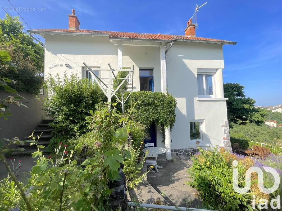 Photo 1 - Maison à CHATELGUYON