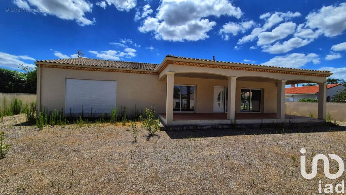 Photo 1 - Maison à LEGUEVIN