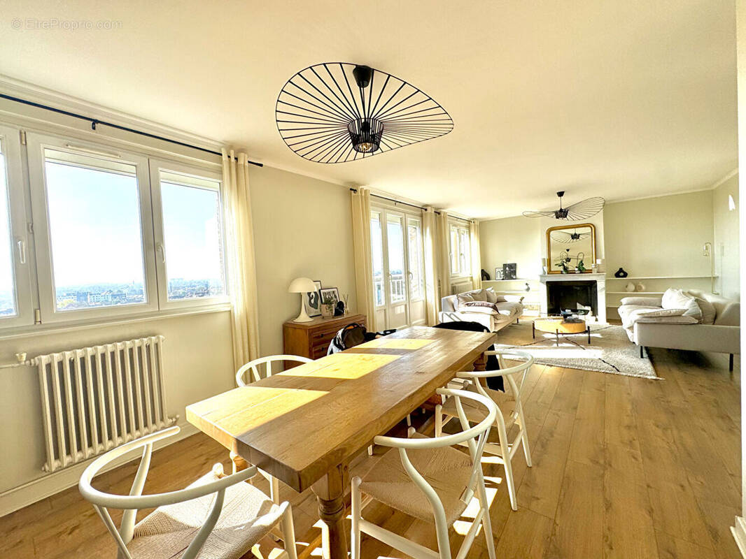 Appartement à LA MADELEINE