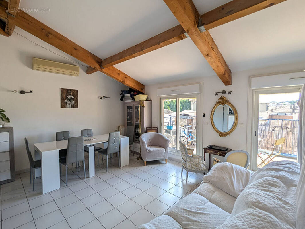 Appartement à NIMES