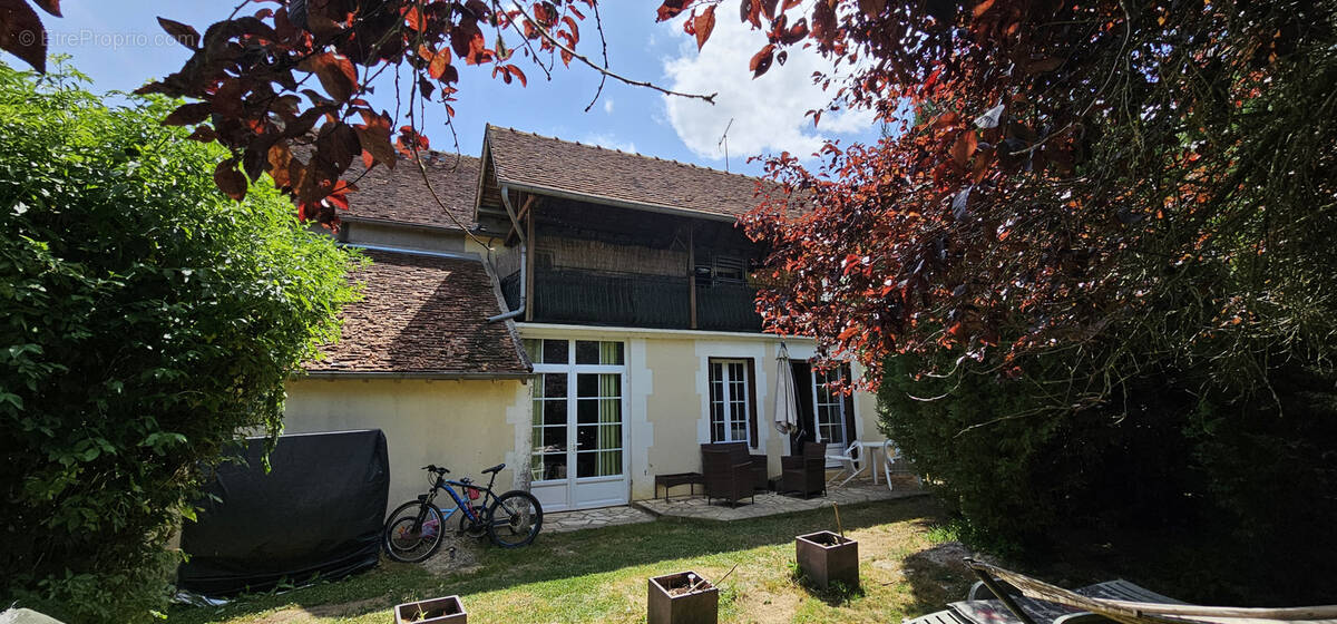 Maison à VARZY