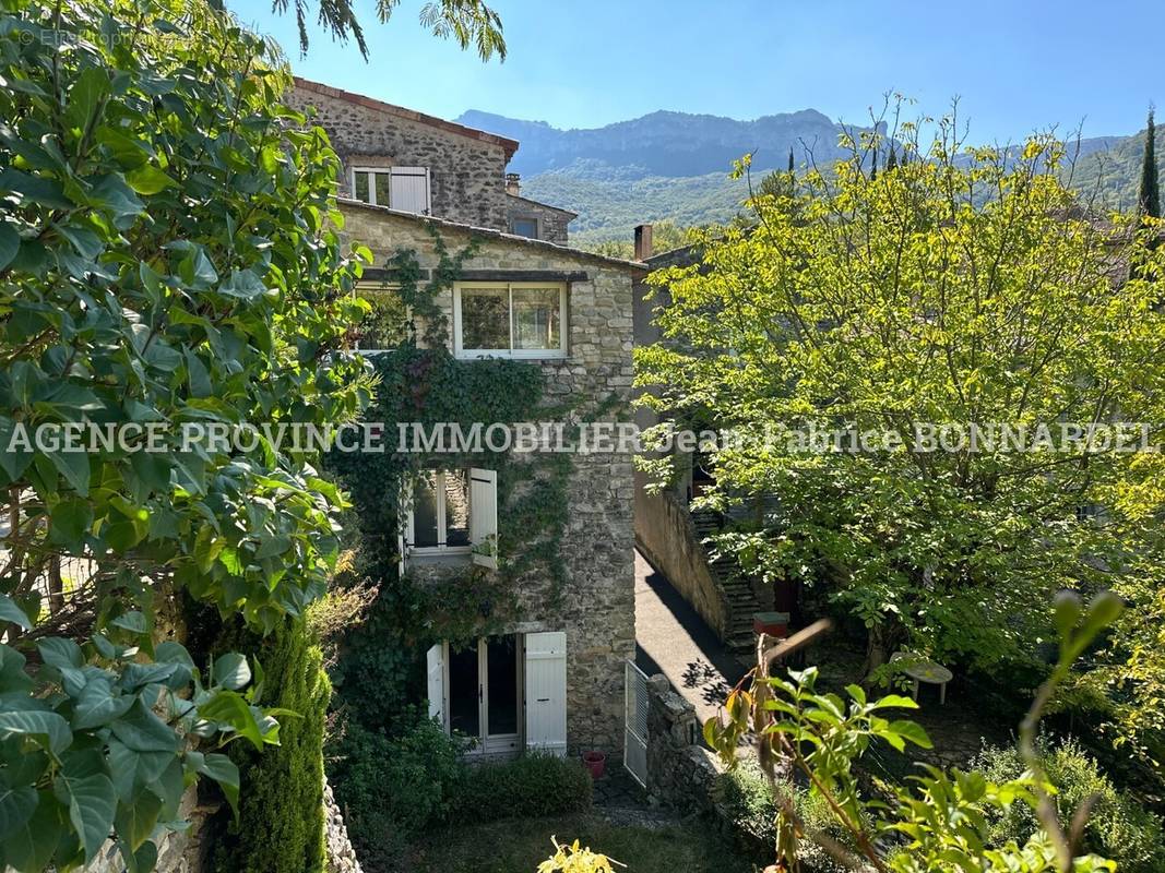 Maison à FELINES-SUR-RIMANDOULE