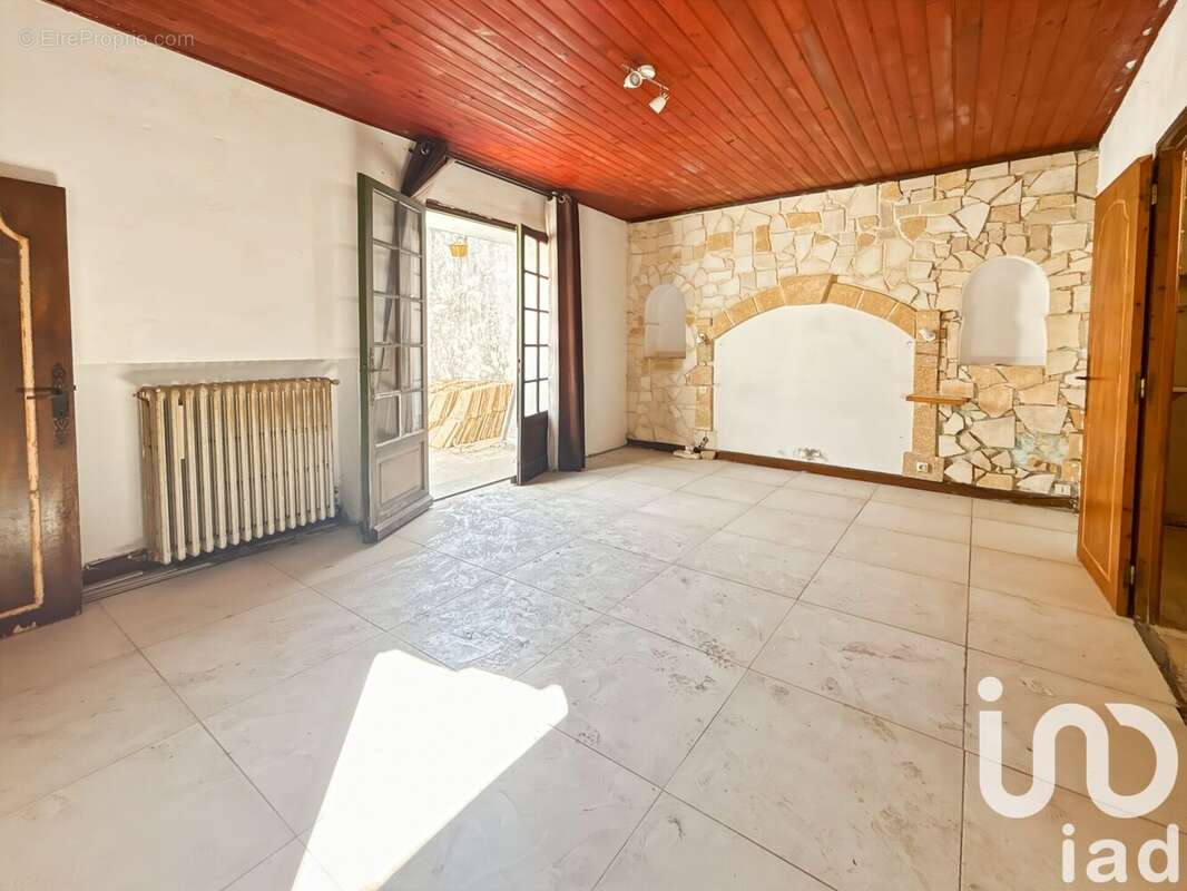 Photo 4 - Maison à GENERAC