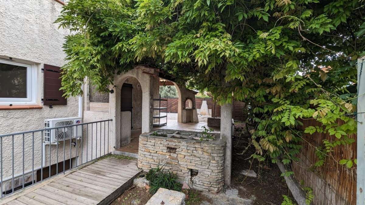 Maison à SIX-FOURS-LES-PLAGES
