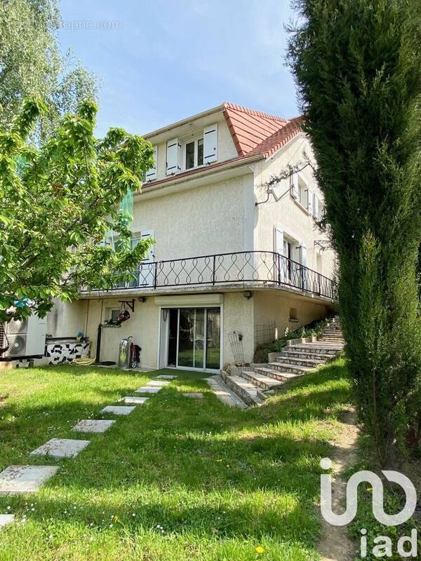 Photo 1 - Maison à MONTGERON
