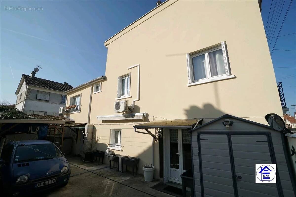 Maison à AULNAY-SOUS-BOIS