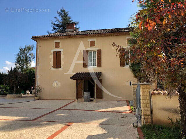 Maison à PRAYSSAC