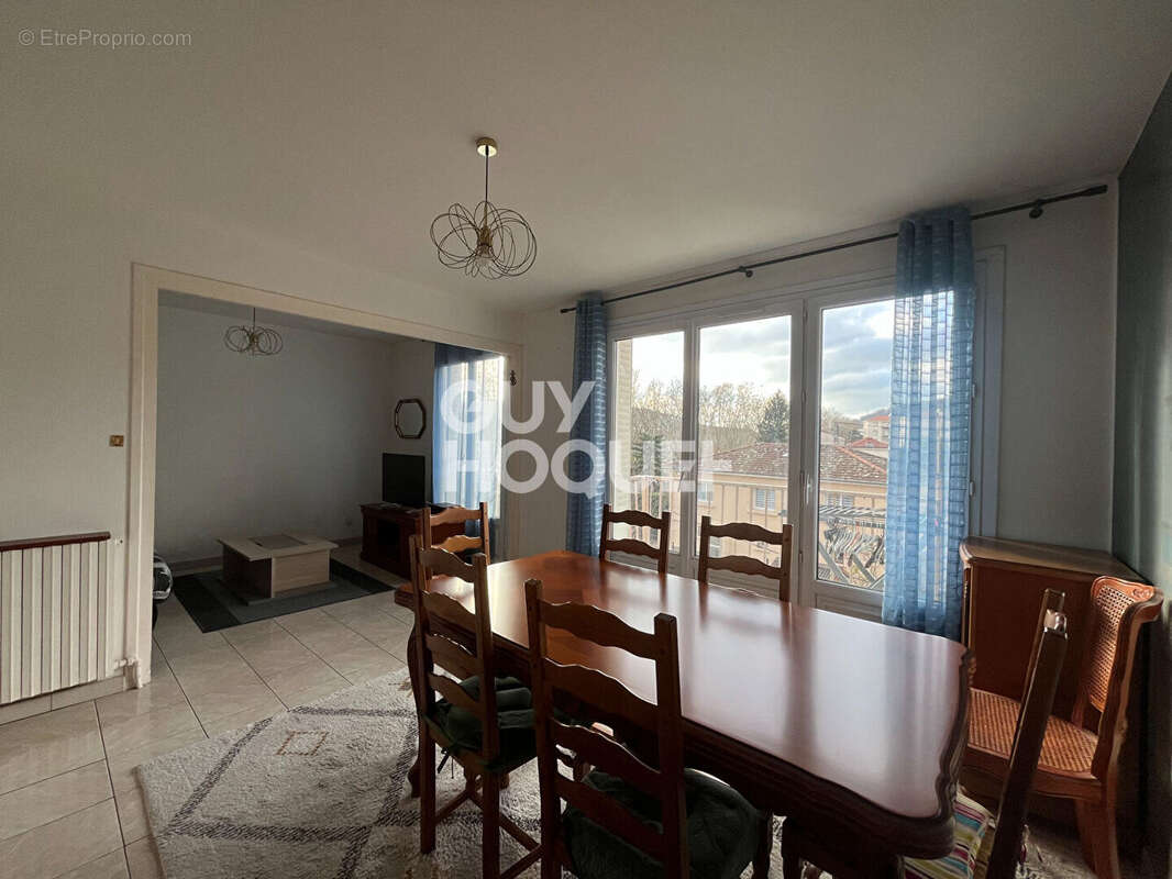 Appartement à GIVORS