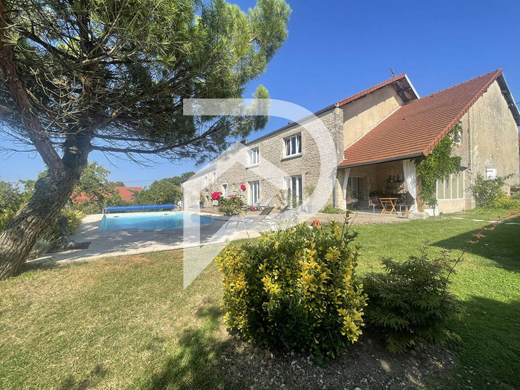 Maison à MARDOR