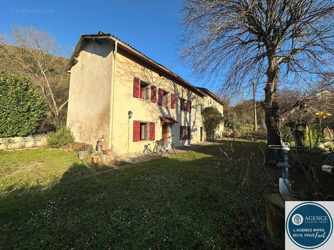 Maison à AGNIN