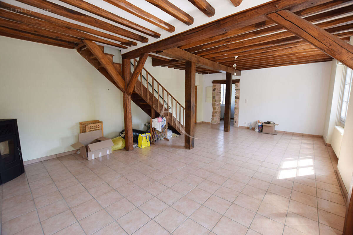 Maison à VILLIERS-SAINT-GEORGES