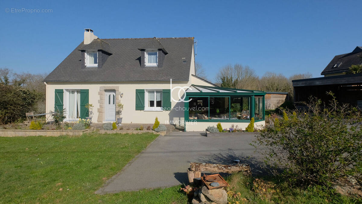 Maison à LE HEZO