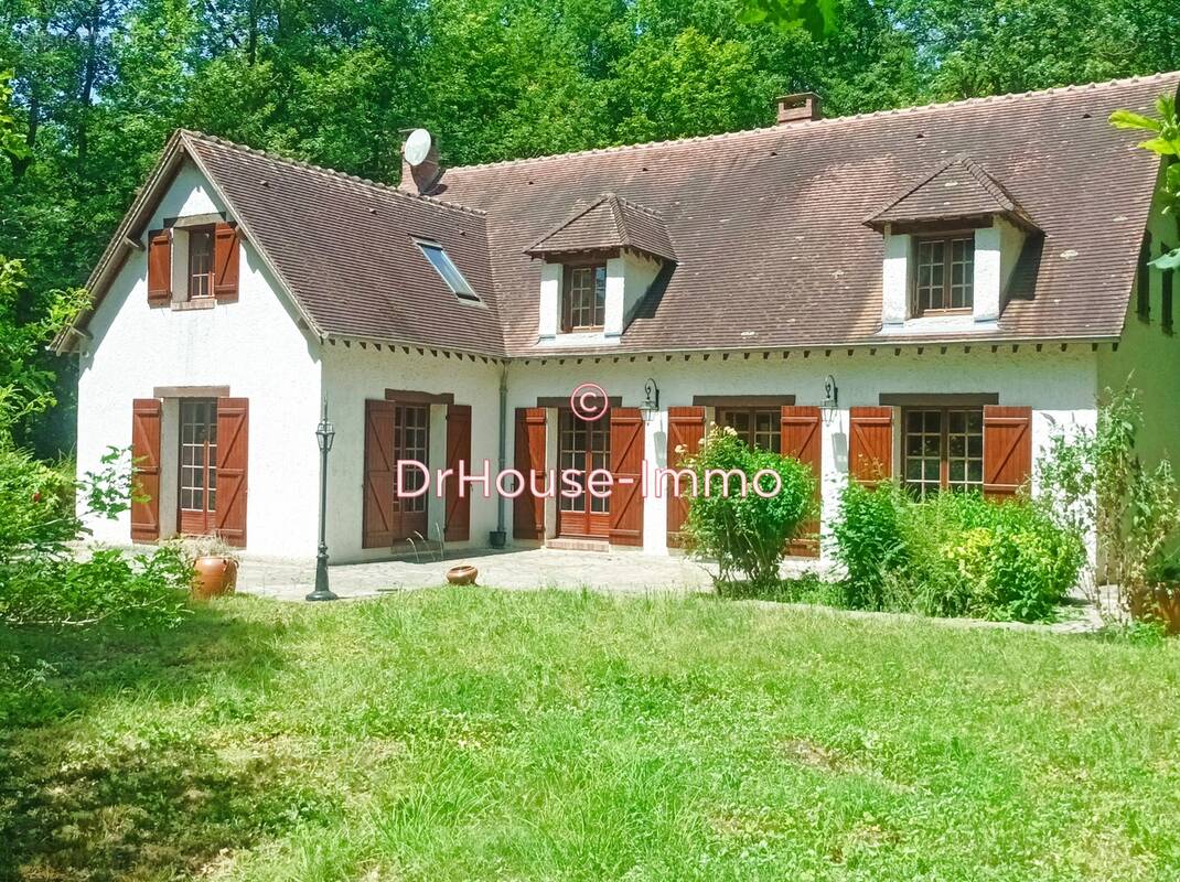 Maison à FERRIERES-EN-GATINAIS