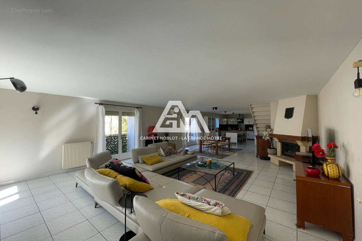 Maison à LUNEL