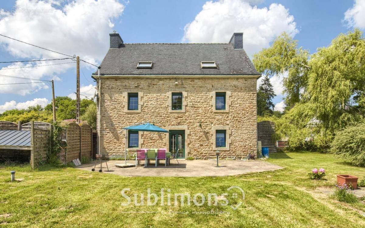 Maison à MESLAN