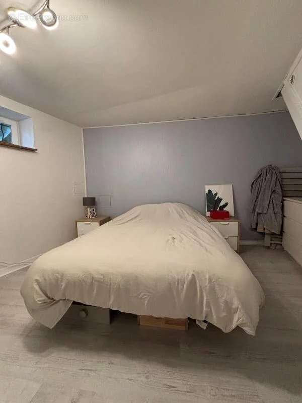 Appartement à BEAUCHAMP