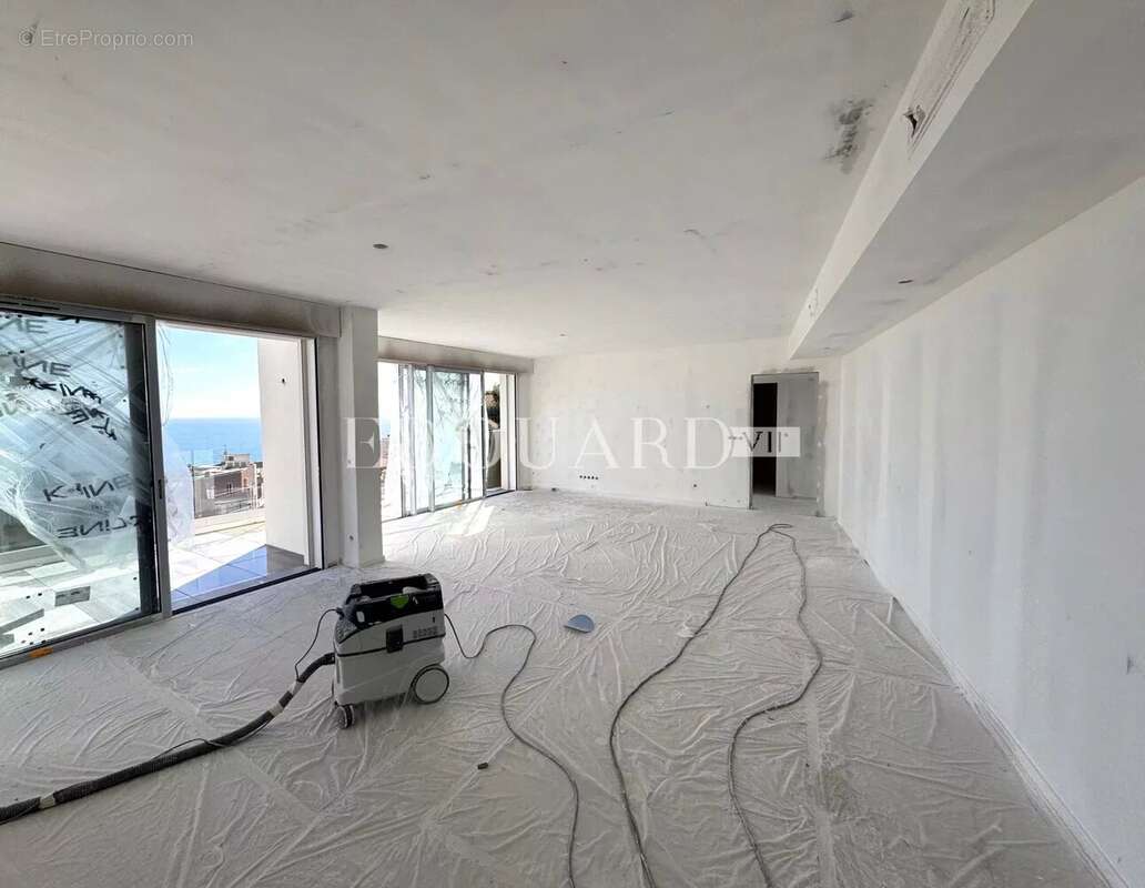 Appartement à BEAUSOLEIL