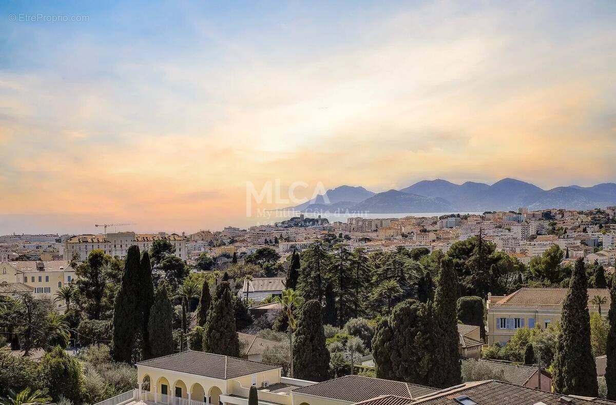 Appartement à CANNES
