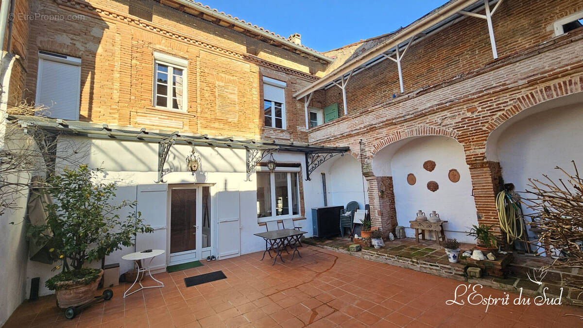 Maison à RABASTENS