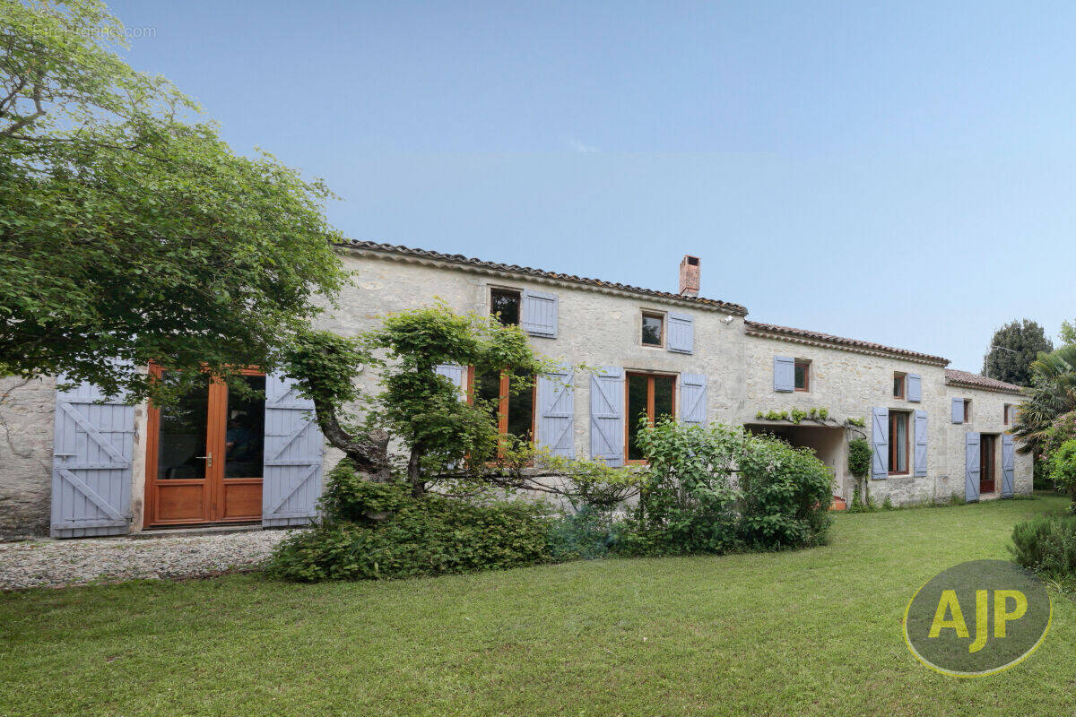 Maison à CIVRAC-EN-MEDOC