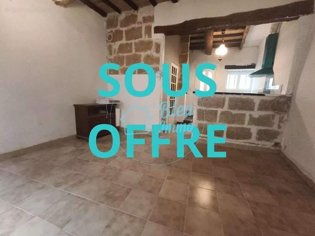 Maison à UCHAUD