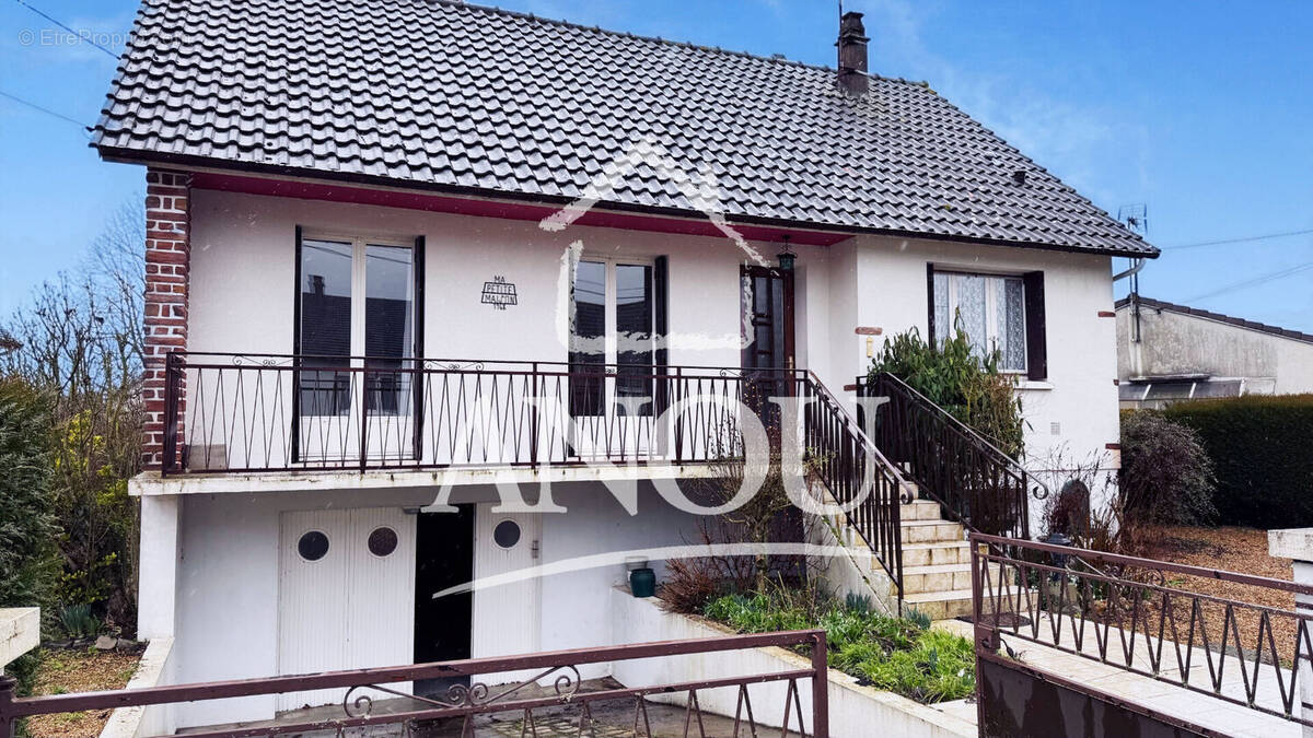 Maison à BROU