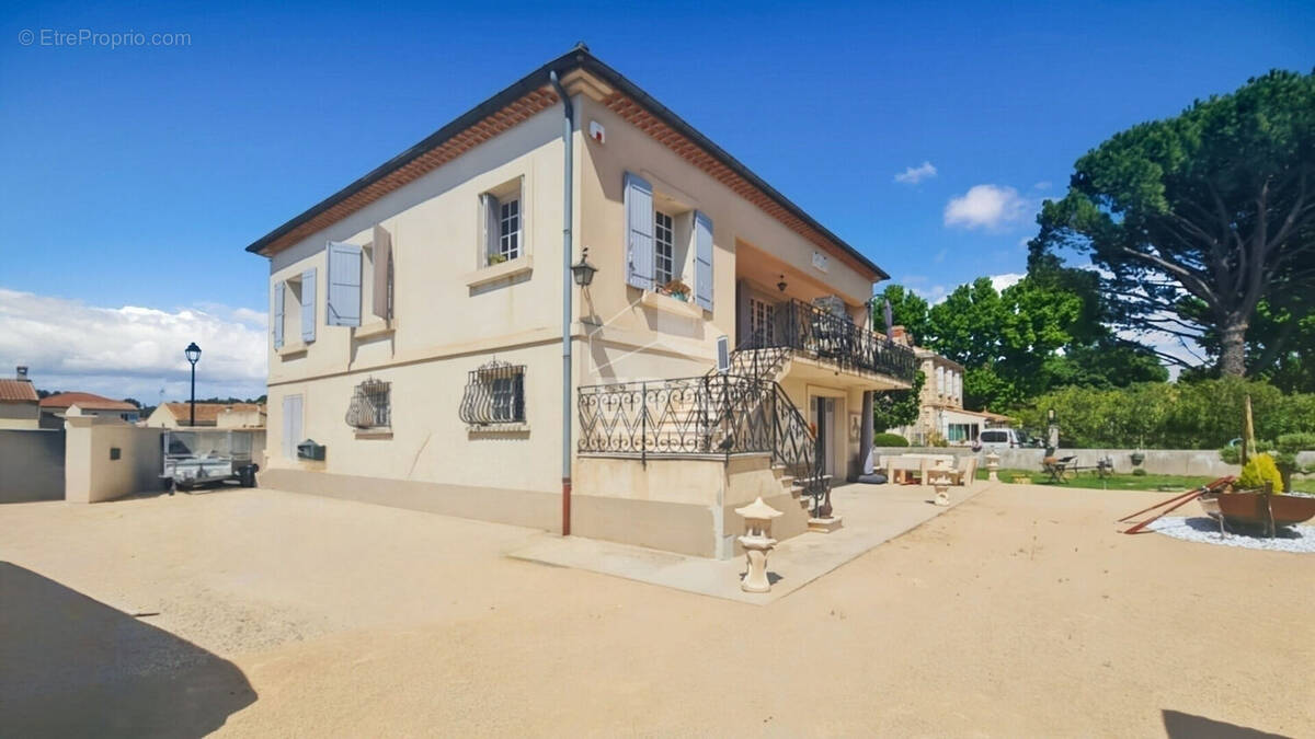 Maison à NOVES