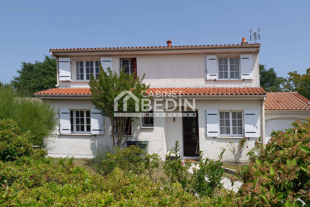 Maison à MERIGNAC