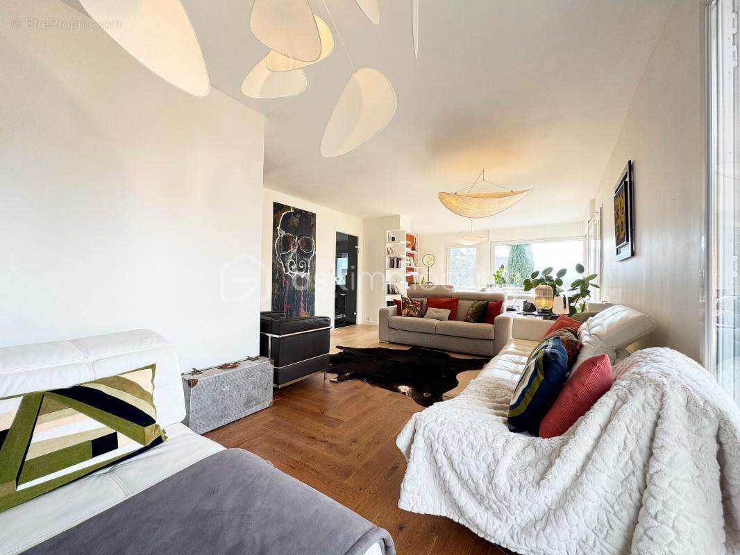 Appartement à CORENC