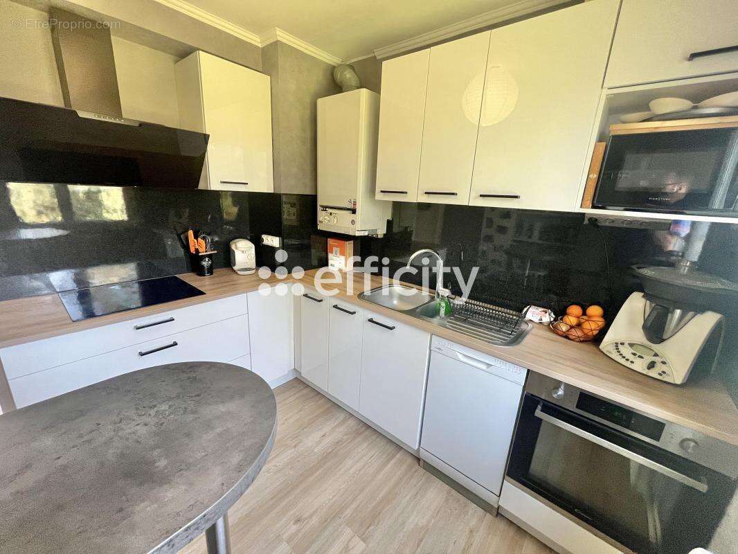 Appartement à SAINT-SEBASTIEN-SUR-LOIRE