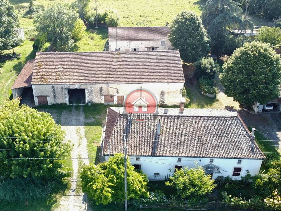 Maison à SAINT-PERDOUX