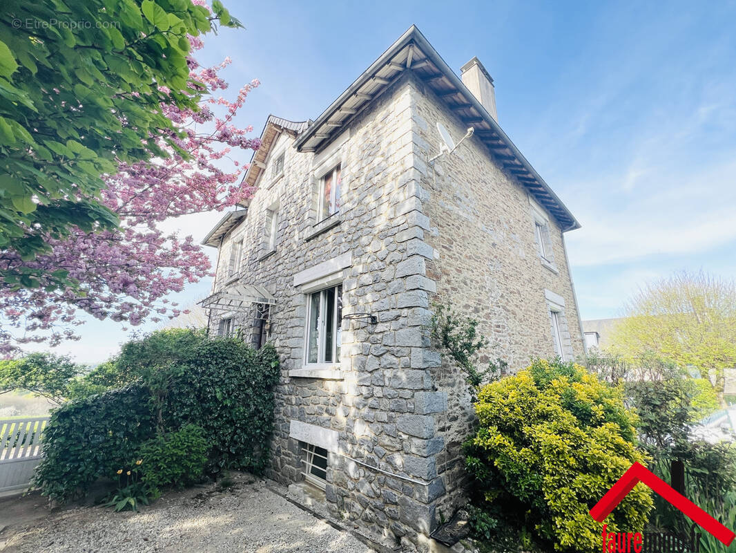 Maison à DAMPNIAT