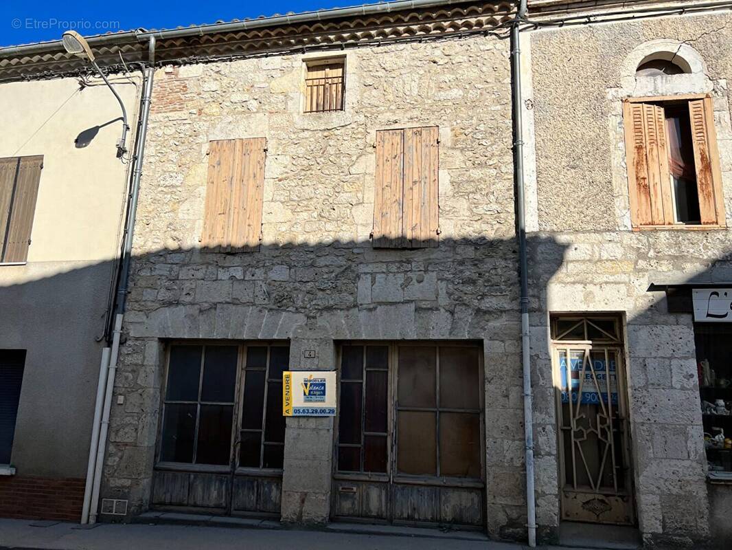 Maison à BOURG-DE-VISA