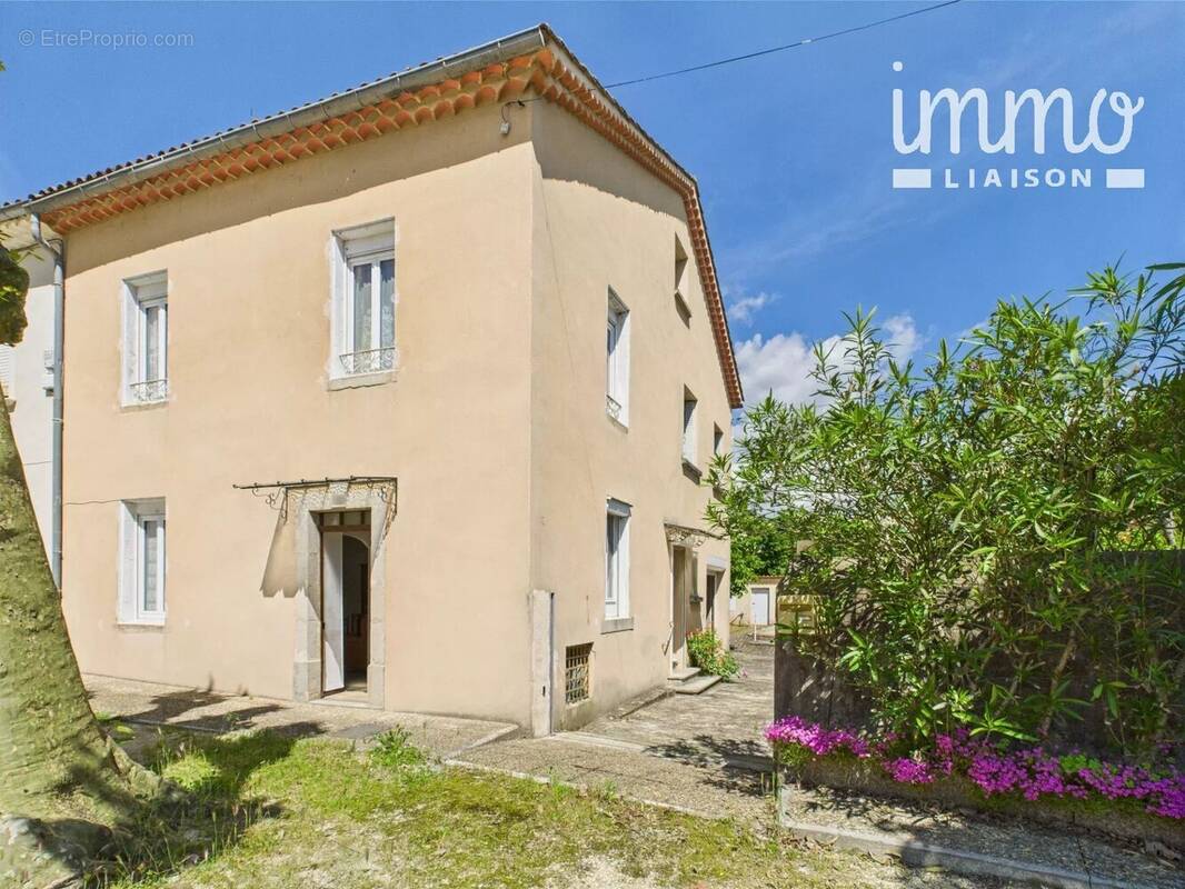 Maison à JOYEUSE